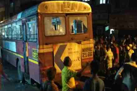 kmt bus accident, kolhapur, driver suspended, service stop, marathi news