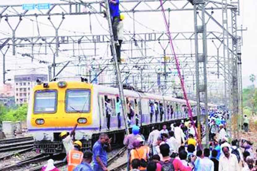 mumbai local train