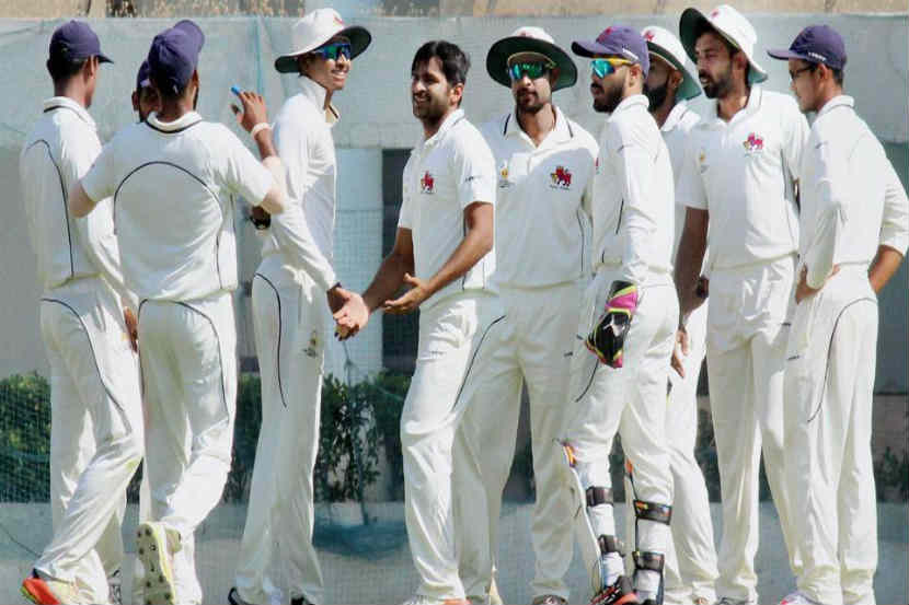 मुंबई रणजी संघाचे संग्रहीत छायाचित्र