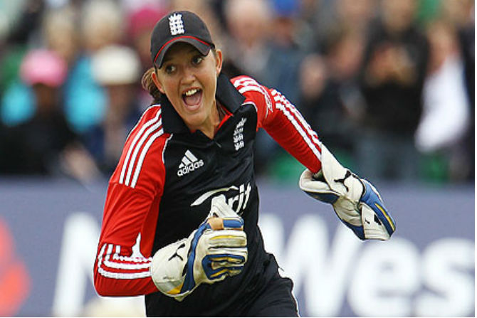 Sarah taylor, ms dhoni, marathi news, marathi, Marathi news paper, Marathi news online