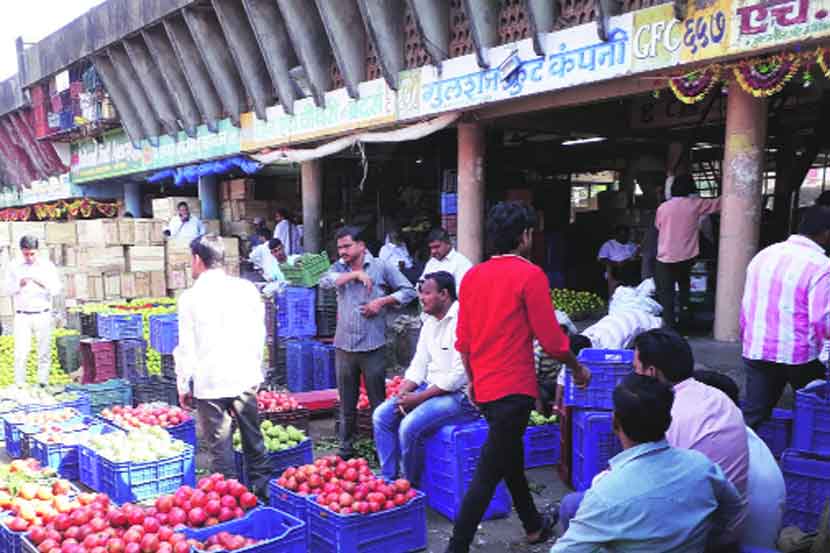 Fruit market in Market Yard Pune