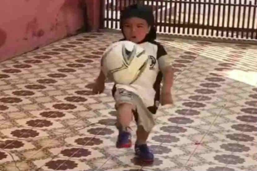 Viral Video : या लहान मुलाचे कौशल्य पाहून तुम्हीही थक्क व्हाल!