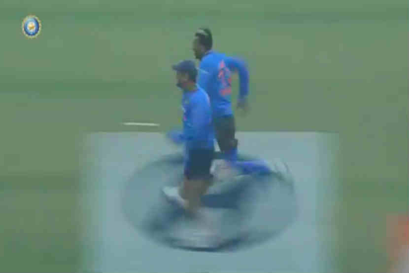 MS Dhoni vs Hardik Pandya