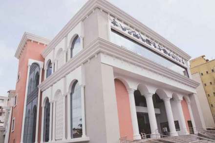 Nilu Phule auditorium