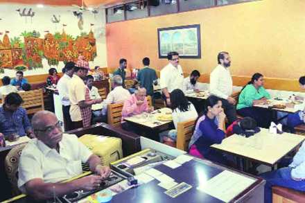खाऊखुशाल : ‘स्वीकार’ची थाळी