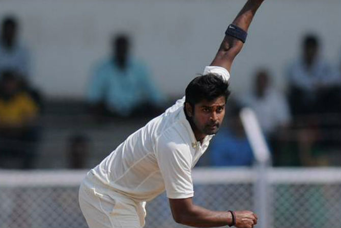 Ranji Trophy, vinay kumar, hat trick, mumbai, karnatak, quarter final match, marathi news, marathi