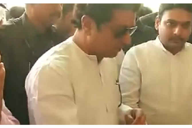 MNS chief, Raj Thackeray , Vishwajeet Kadam , Raj Thackeray and Vishwajeet Kadam meet , Loksatta, Loksatta news, Marathi, Marathi news