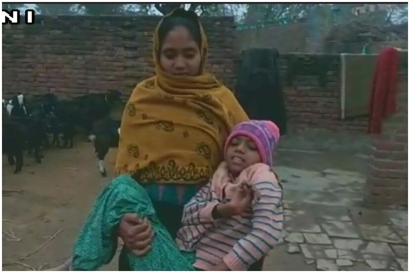 पीडित शकिना बानोचे १७ वर्षांपूर्वी लग्न झाले होते. त्यांना १४ वर्षांची दिव्यांग मुलगी देखील आहे. (छायाचित्र: एएनआय)