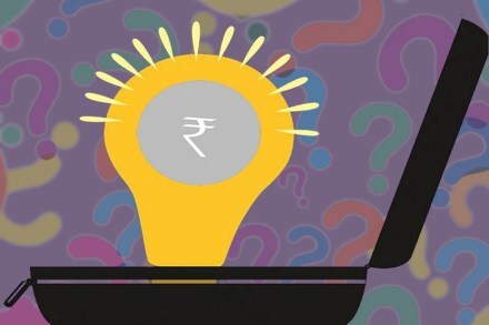 बजेट मध्ये पुढील वर्षांच्या उत्पन्न आणि खर्च याचा लेखा मांडला जातो