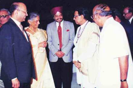 ताठ कण्याचं झाड