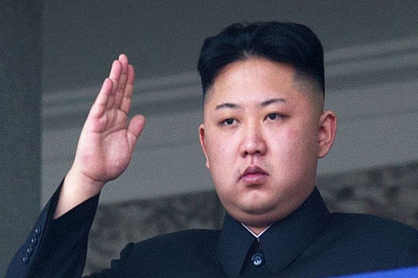 Kim Jong un : अमेरिका व संयुक्त राष्ट्रांचा विरोध डावलून अण्वस्त्रे व क्षेपणास्त्रांच्या चाचण्या घेऊन त्यांनी जगाच्या चिंतेत भर घातली.