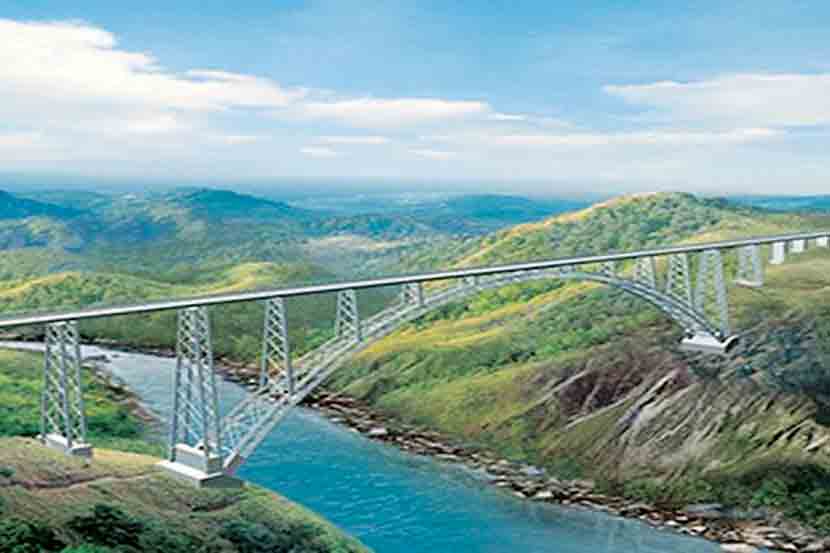 आयफेल टॉवरची उंची ही ३२४ मीटर आहे. तर चिनाब नदीवर बनविला जाणारा पूल हा ३५९ मीटर उंच आहे.