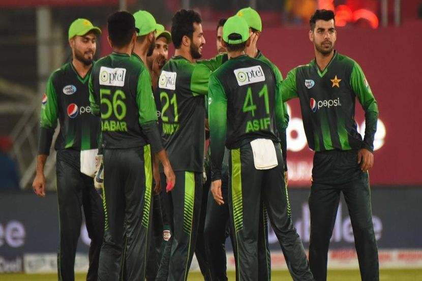 क्रिकेटच्या पुनरागमनाचा पाकिस्तानात जल्लोष , वेस्ट इंडिजचा लाजिरवाणा पराभव
