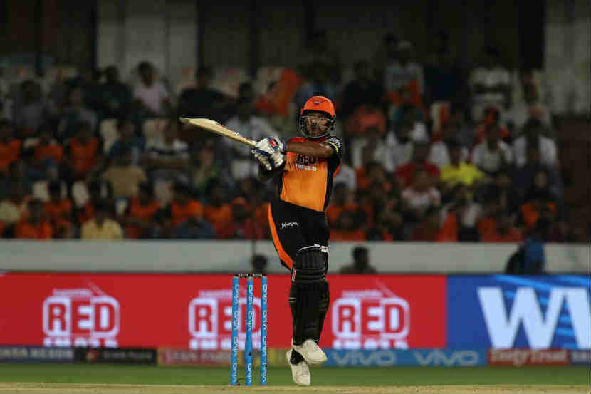 IPL 2018 : शिखर धवनच्या झुंजार खेळीमुळे सनरायजर्स हैदराबादचा विजय !