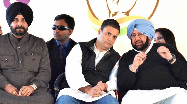 पंजाबमध्ये सत्ताधारी काँग्रेसला मोठा धक्का बसला आहे. पंजाब मंत्रिमंडळातील फेरबदलात मंत्रिपद न दिल्यामुळे नाराज काँग्रेस नेत्यांची संख्या वाढत चालली आहे.