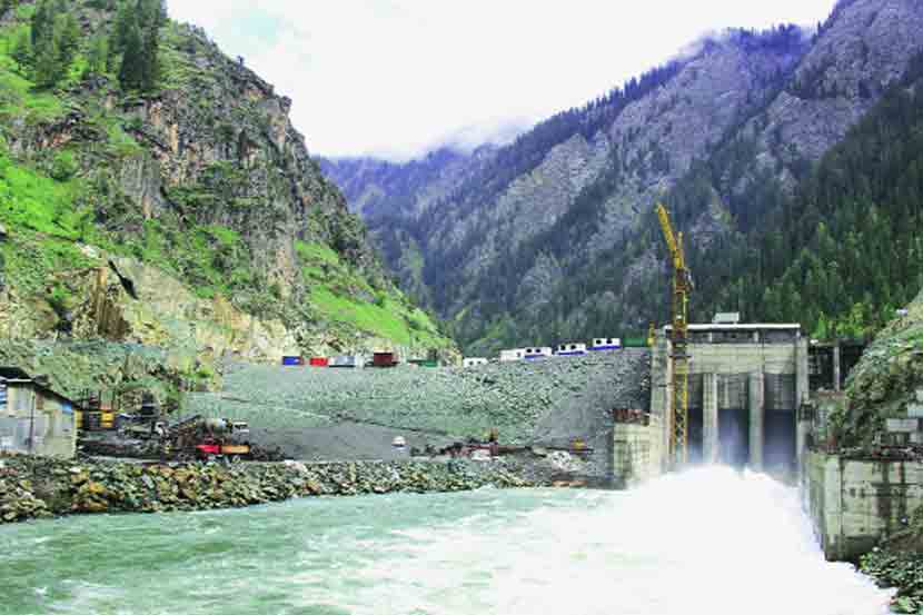  काश्मीरच्या खोऱ्यात किशनगंगा नदीवर गुरेझ येथे साकारण्यात आलेला प्रकल्प.