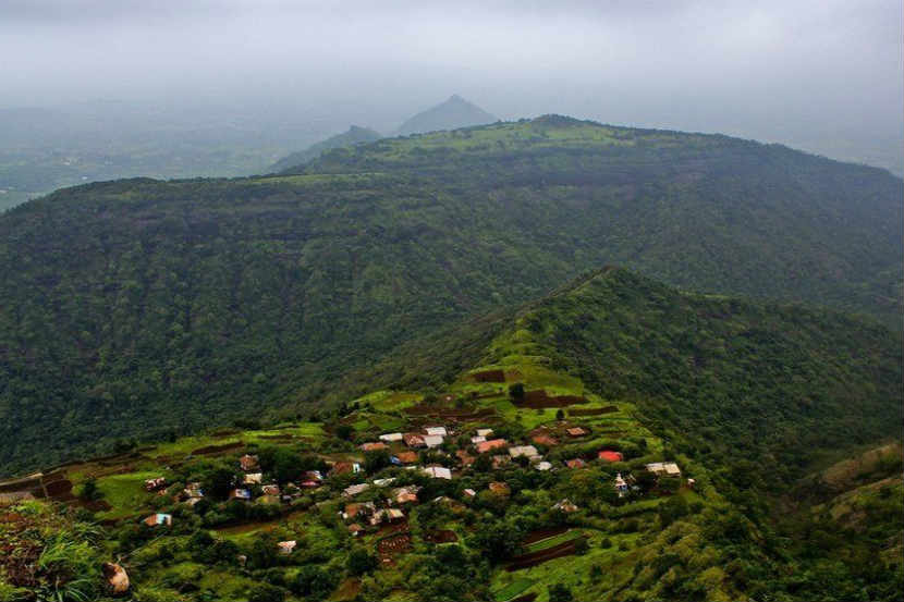 पावसाळी पिकनिकसाठी मुंबईजवळचे पाच बेस्ट पिकनिक स्पॉट