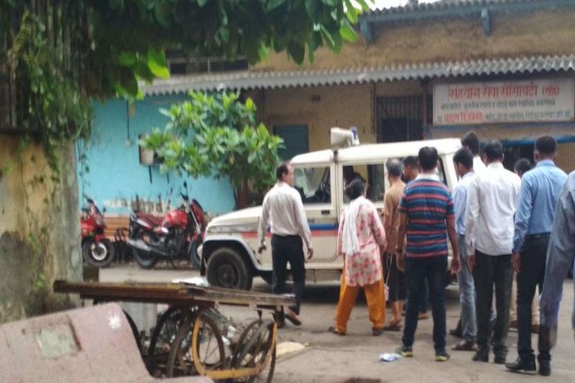 कोरेगाव-भीमा प्रकरण : कोण आहे अटक झालेले सुधीर ढवळे आणि सुरेंद्र गडलिंग?