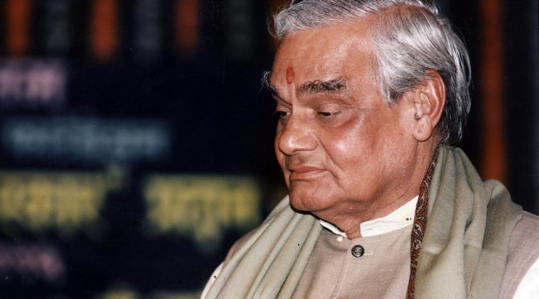 Prime Minister Atal Bihari Vajpayee: माजी पंतप्रधान अटलबिहारी वाजपेयींना मूत्रसंसर्ग झाला असून त्यांच्यावर योग्य ते उपचार सुरू आहेत. त्यांचे डायलसिस झाले असून त्यांची प्रकृती स्थिर असल्याचे एम्सने आपल्या मेडिकल बुलेटिनमध्ये म्हटले आहे. Express archive photo by Mohan Bane