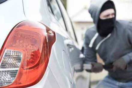 चोरांची होंडा सिटीवर नजर; ड्रग्स विकत घेण्यासाठी चारचाकी गाड्यांची चोरी