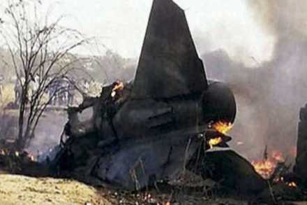 इंडियन एअर फोर्सला झटका! तीन दिवसात दुसरे फायटर विमान कोसळले