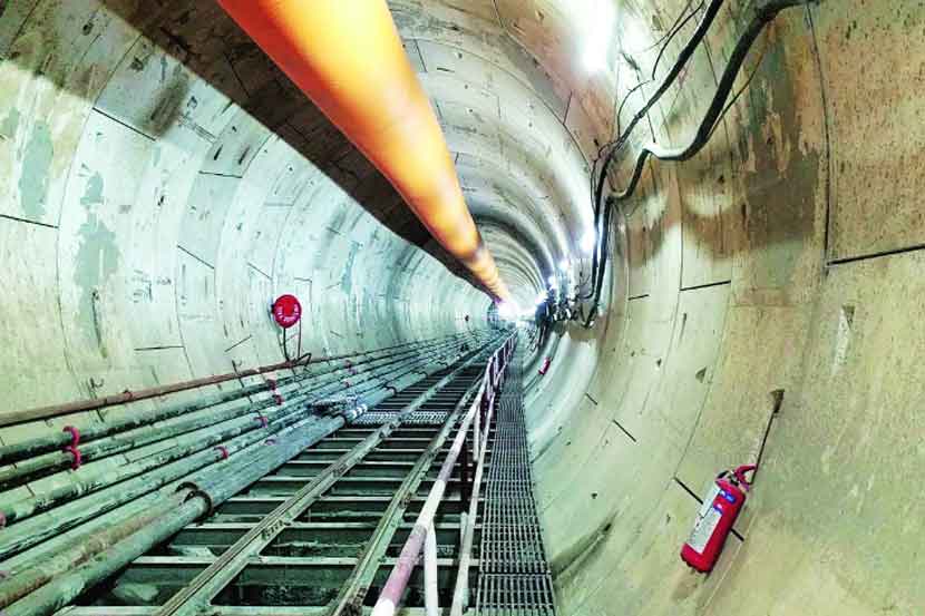 कुलाबा-वांद्रे-सीप्झ मुंबई मेट्रो ३ प्रकल्पातील ५१०० मीटर लांबीच्या भुयारीकरणाचे काम पूर्ण झाल्याचे मुंबई मेट्रो रेल कॉर्पोरेशनने मंगळवारी जाहीर केले.