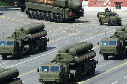 रशियाकडून एस-४०० मिसाइल सिस्टिम खरेदी करण्यापासून अमेरिका भारताला रोखणार ?