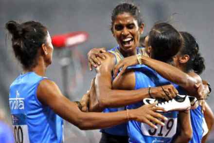 Asian Games 2018 : भारतीय महिलांची सोनेरी कामगिरी, रिलेमध्ये मिळवले सुवर्णपदक