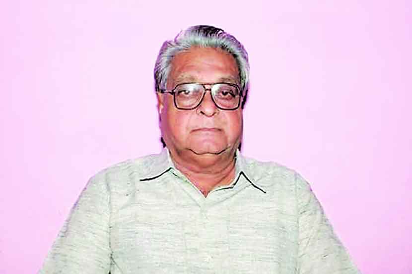 ज्येष्ठ लेखक प्रा. फक्रुद्दीन बेन्नूर