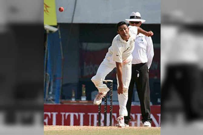…आणि सेहवागला आठवला कुंबळेचा टो-क्रशर यॉर्कर