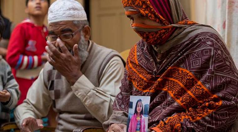 पाकिस्तान – मुलीवर बलात्कार करणाऱ्यास तिच्या वडिलांसमोर दिली फाशी