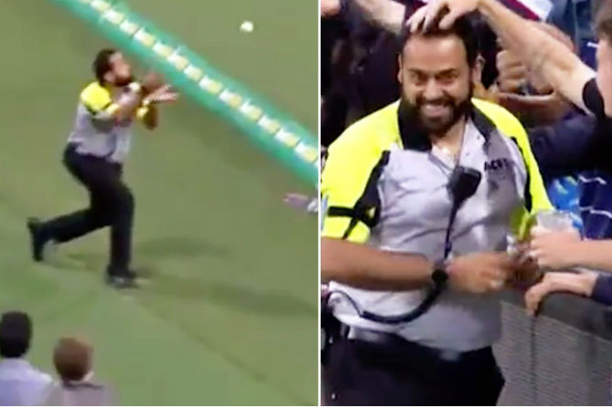 IND vs AUS : सुरक्षा रक्षकानं घेतला कोहलीचा झेल, क्रिकेट ऑस्ट्रेलियानं केलं कौतुक