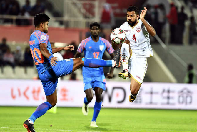 AFC Asian Cup 2019 : बहारिनची भारताला ‘किक’; पराभवासह स्पर्धेतील आव्हान संपुष्टात