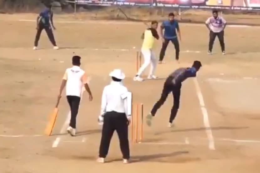 Viral Video : एका चेंडूत हव्या होत्या ६ धावा; गोलंदाजाने टाकले ६ वाईड