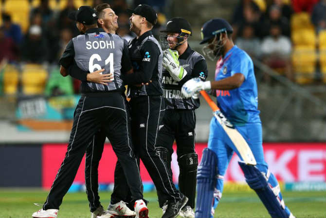 IND vs NZ : अरेरे… भारताचा झाला सर्वात मानहानीकारक पराभव