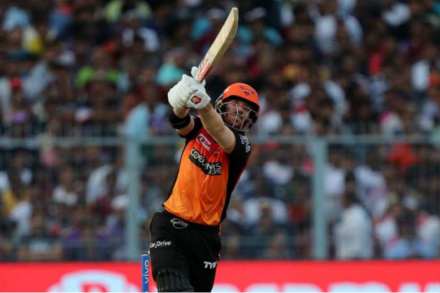 IPL 2019 : तडाखेबाज ‘कमबॅक’ करत वॉर्नरने रचला इतिहास