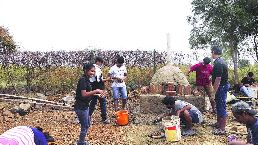 जीवनशिक्षणाचे शाश्वत गुरुकुल