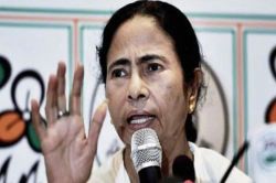 एक्झिट पोल ईव्हीएममध्ये फेरफार करण्यासाठीच : ममता बॅनर्जी