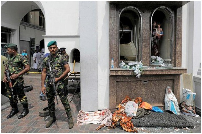 Colombo serial blast : १३ जणांना अटक; कोलंबो विमानतळावर घातपात टळला