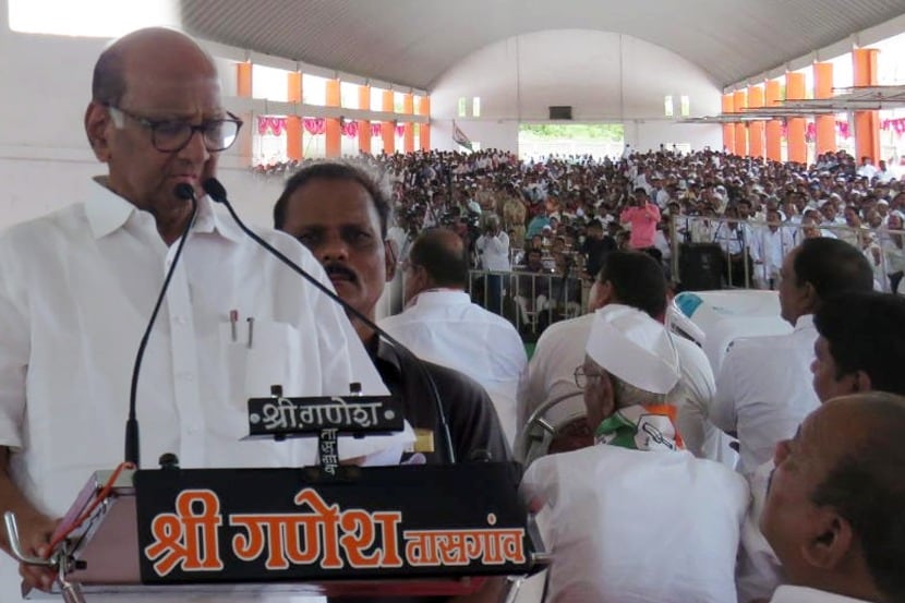 सत्तेच्या गादीवर हे आणि शेतीसाठी काय केलं याची उत्तरे आम्ही द्यायची – शरद पवार