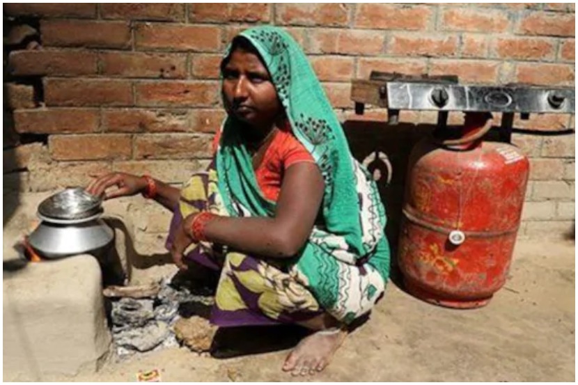 बिहार, मध्य प्रदेश, उत्तर प्रदेश आणि राजस्थानमध्ये उज्वला योजनेचे ८५ टक्के लाभार्थी अजूनही चुलीवर स्वयंपाक करत आहेत