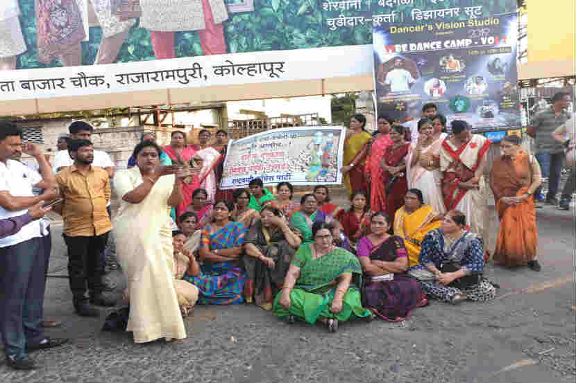 दुष्काळावरून राष्ट्रवादीच्या महिला आक्रमक, चंद्रकांतदादांविरोधात निदर्शनं