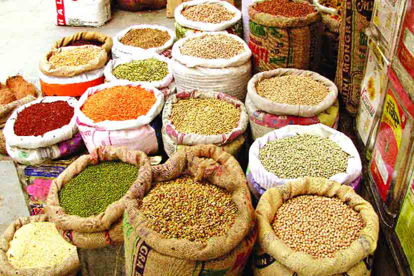 दुष्काळसदृश परिस्थितीमुळे अन्नधान्य भाववाढीचा धोका