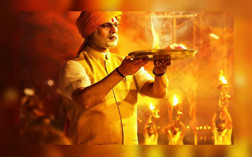 PM Narendra Modi Box Office Collection : जनतेने मोदींना स्वीकारलं तर विवेकला नाकारलं