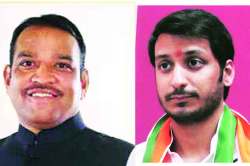 पार्थ पवार, श्रीरंग बारणे यांची विश्रांती, मतदानाचा आढावा