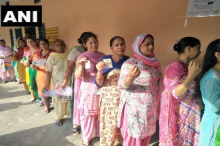 लोकसभेच्या सहाव्या टप्प्यातील मतदानाला सुरूवात, भाजपासाठी कसोटी