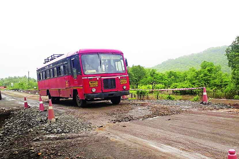 एसटीचे चार महत्त्वाकांक्षी प्रकल्प कागदावरच