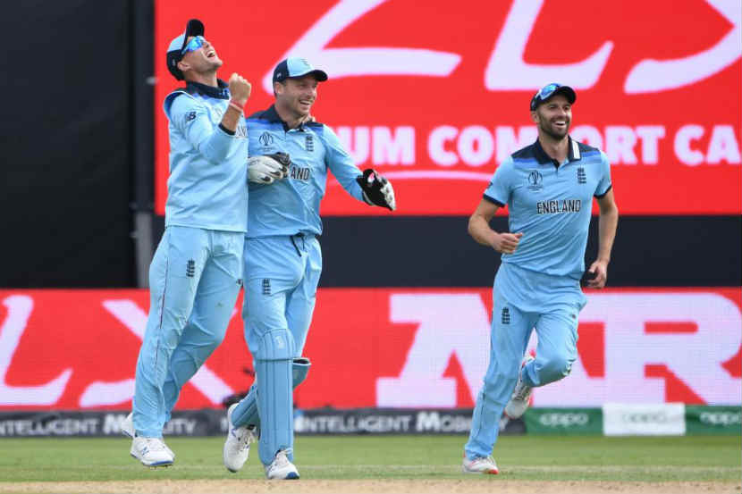 World Cup 2019 Ind vs Eng : इंग्लंड विजयी, भारताच्या पराभवाने पाकची धाकधूक वाढली