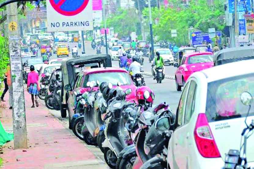 वाहन बेकायदा उभे केल्यास मुंबईत दहा हजारांपर्यंत दंड!