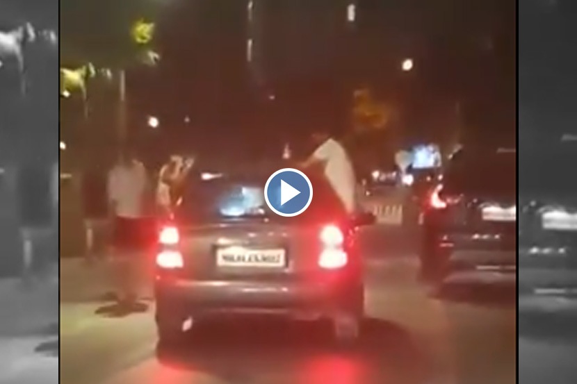 VIDEO : मुंबईतील रस्त्यांवर चालत्या गाडीत स्टंटबाजी
